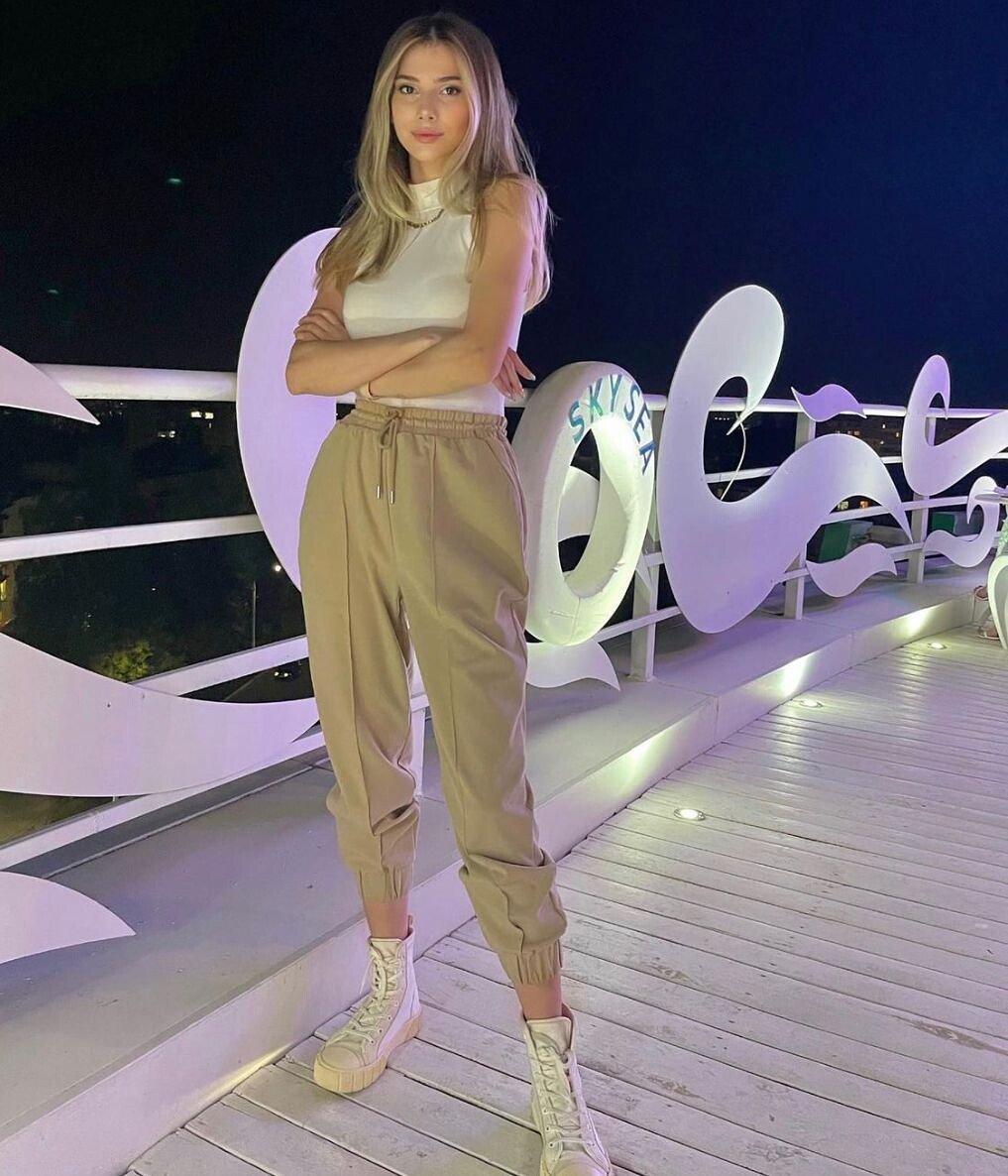 נינה – בחורה vip בת 19 בלבד –  אזור הצפון - תמונה 2